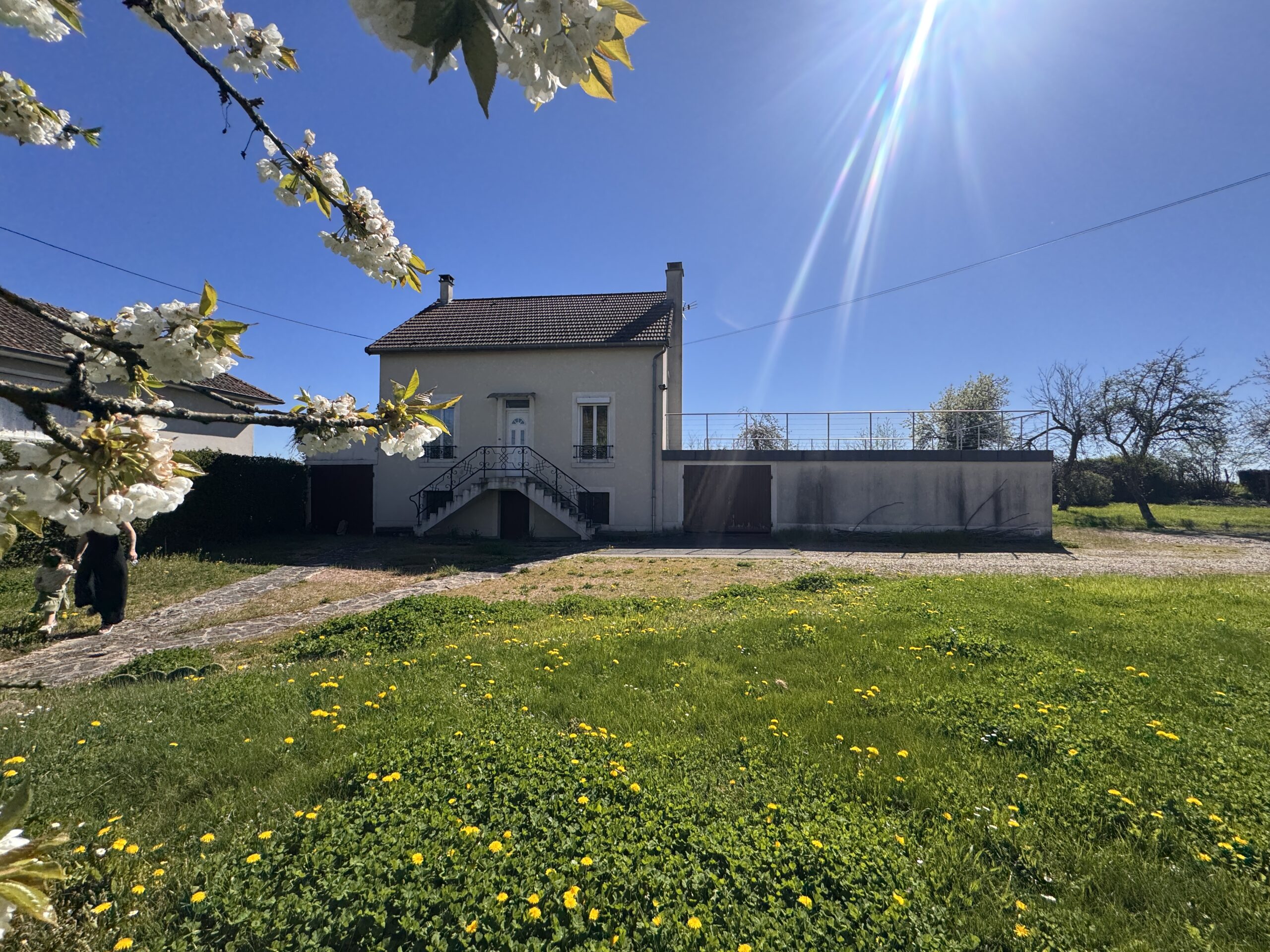 A vendre 21230 maison individuelle